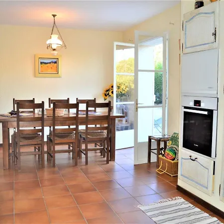 Maison Au Calme Pour 10 Personnes Avec Jardin Mediterraneen A - Fr-1-226b-158 Holiday home *