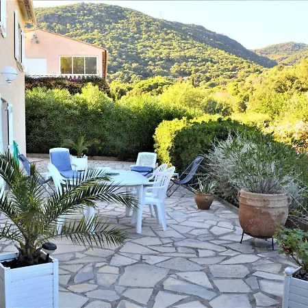 Maison Au Calme Pour 10 Personnes Avec Jardin Mediterraneen A - Fr-1-226b-158