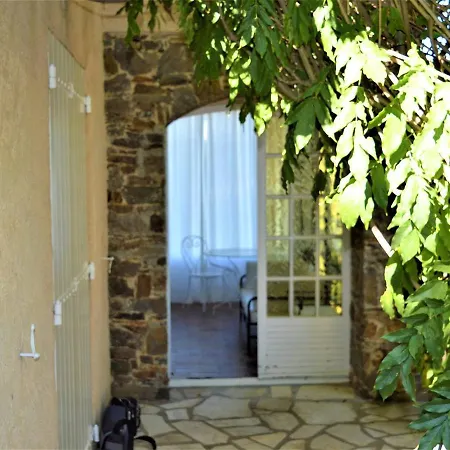 Maison Au Calme Pour 10 Personnes Avec Jardin Mediterraneen A - Fr-1-226b-158